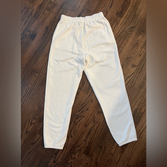 SUPER COZY WHITE JOGGER - Picture 3 of 3